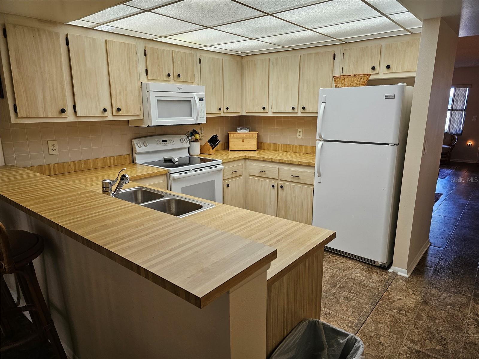 DESOTO SQUARE VILLAS - Residential