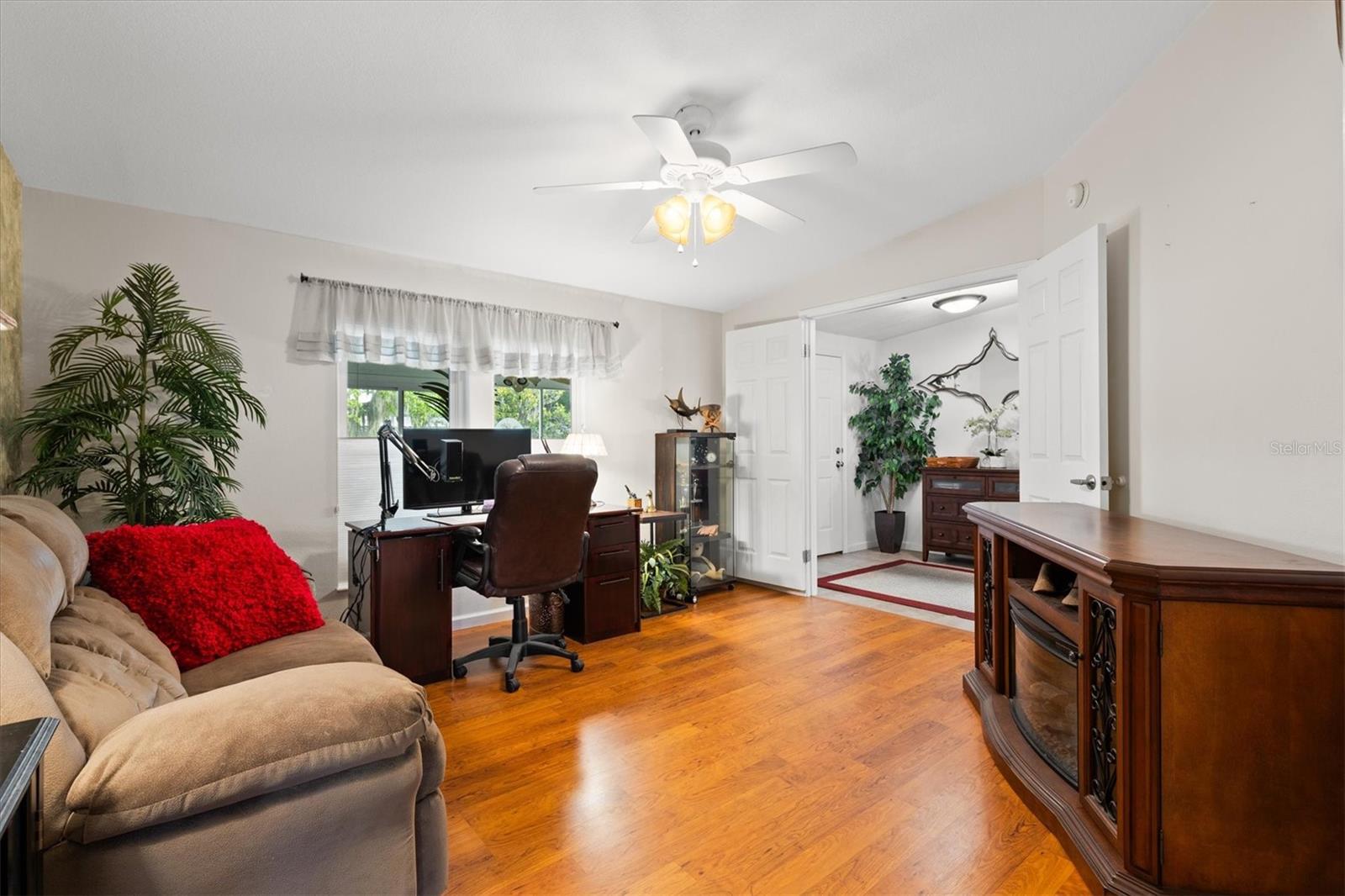 HERITAGE WOOD N LAKES ESTATES - Residential