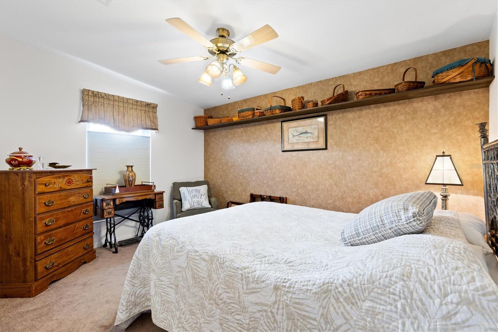HERITAGE WOOD N LAKES ESTATES - Residential