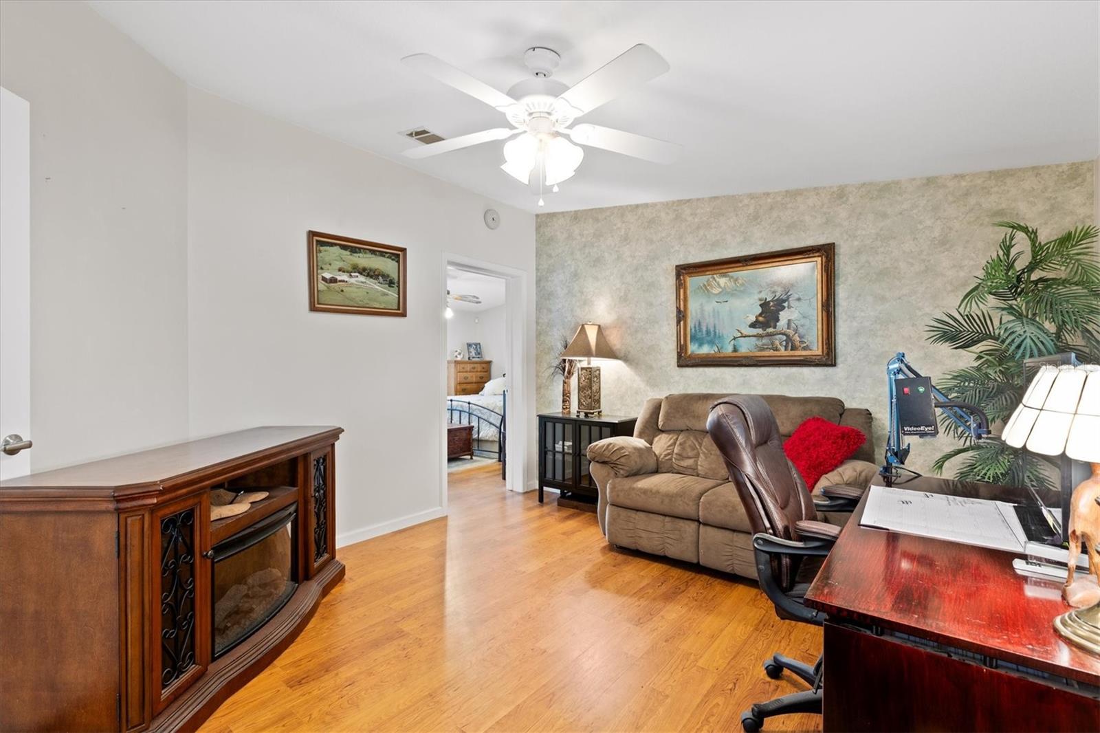 HERITAGE WOOD N LAKES ESTATES - Residential