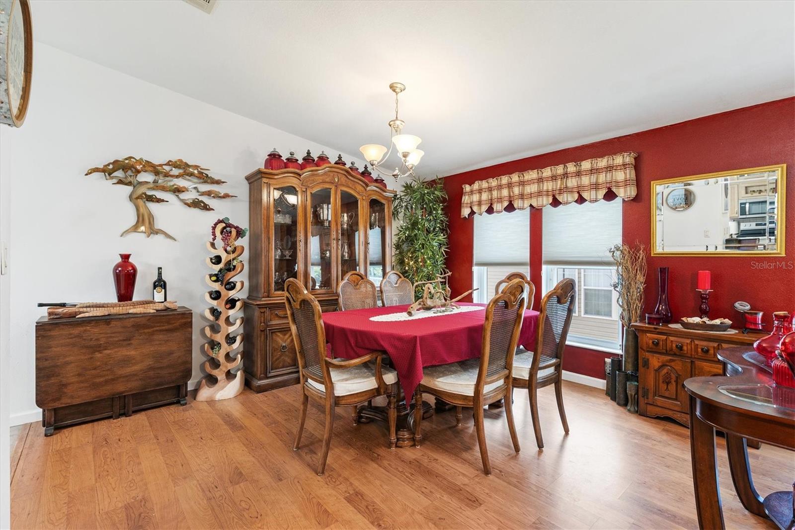 HERITAGE WOOD N LAKES ESTATES - Residential