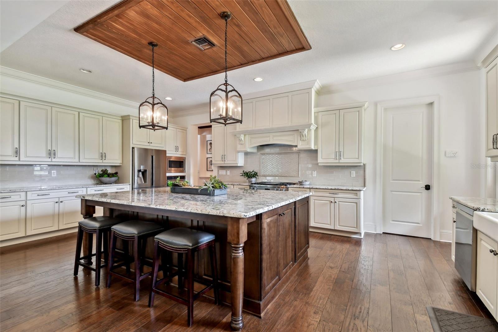 PINE COVE ESTATES - Residential