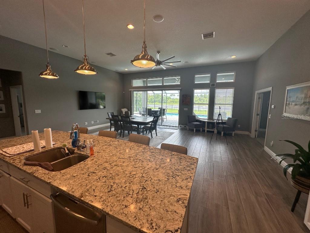 6911 PARK STRAND DRIVE