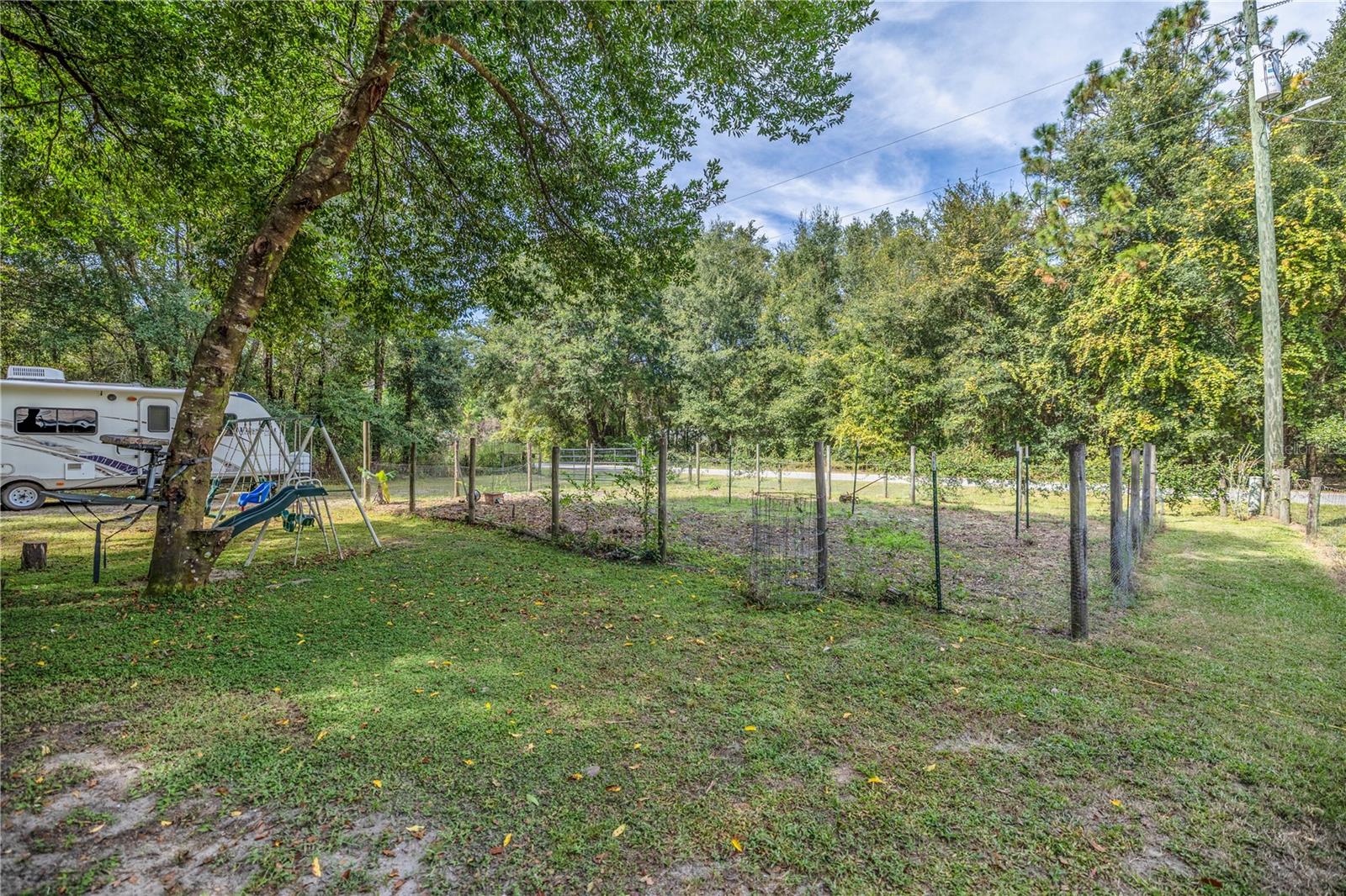 SILVER SPGS SHORES UN 44 - Residential