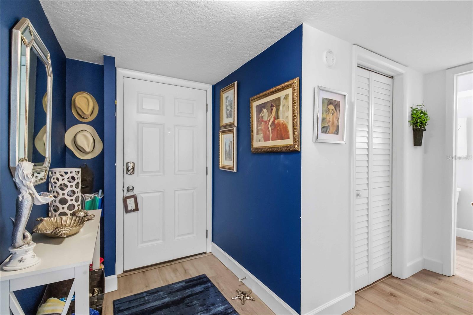 3804 GULF OF MEXICO DRIVE B204