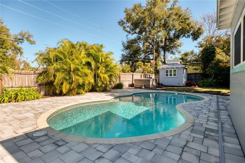 A home in WINTER PARK