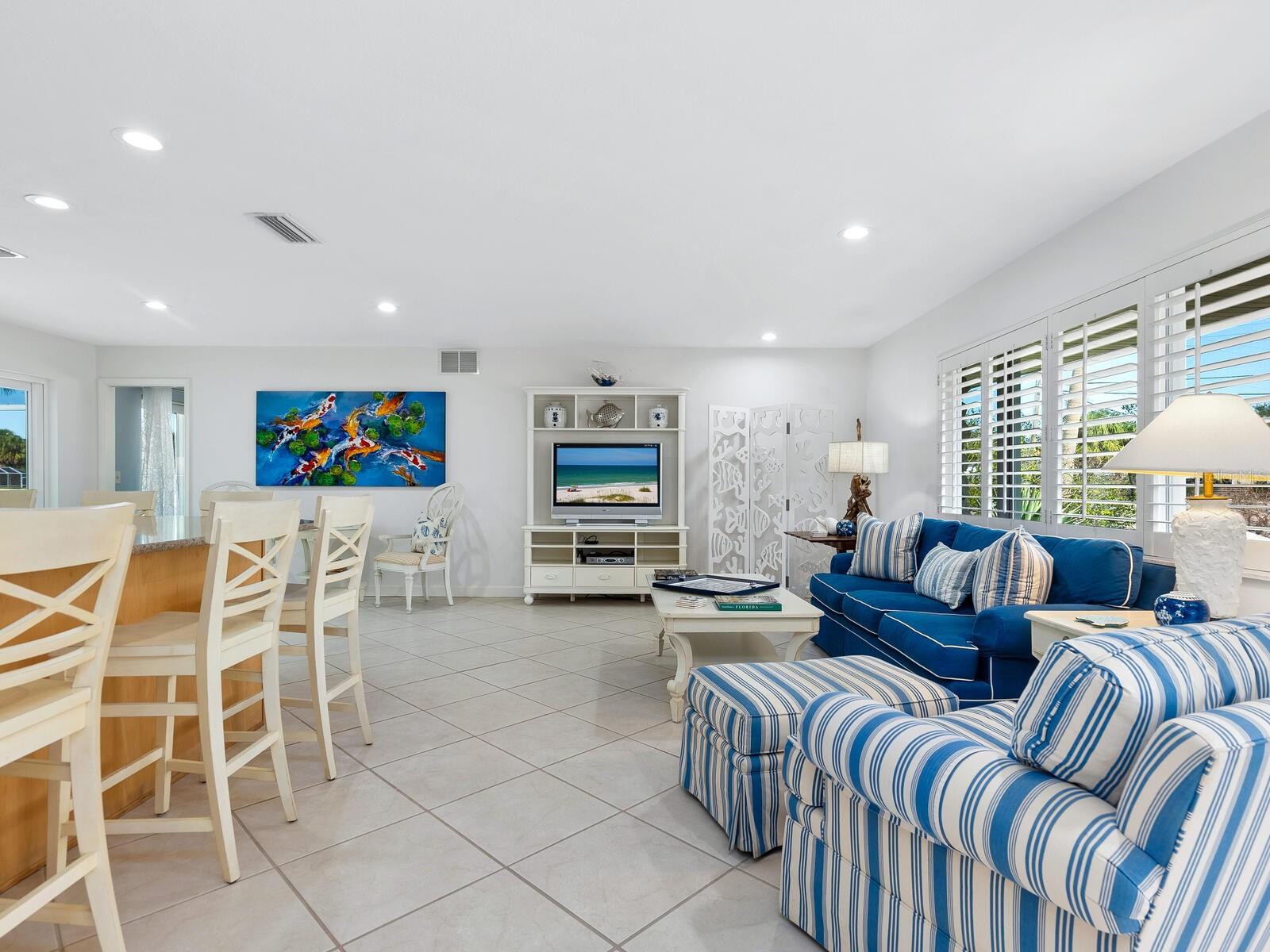 SIESTA ISLES - Residential