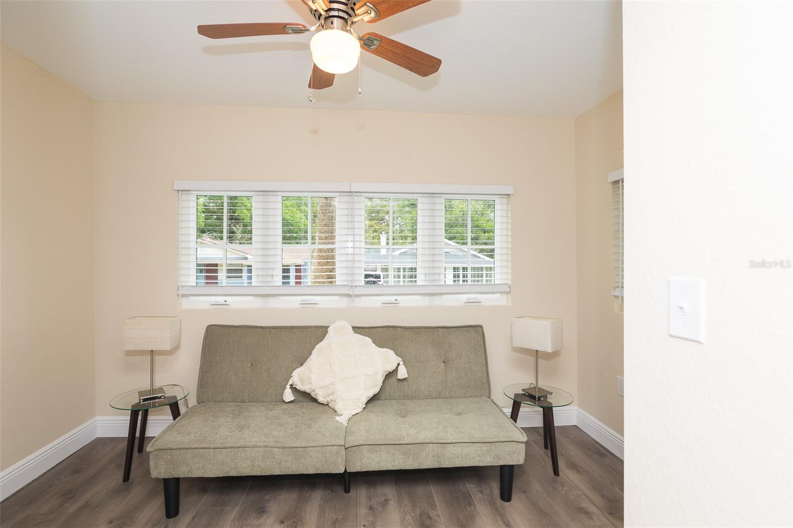 WINFREE SUB - Commercial Sale