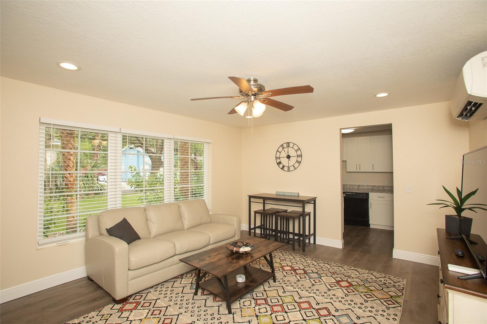 WINFREE SUB - Commercial Sale