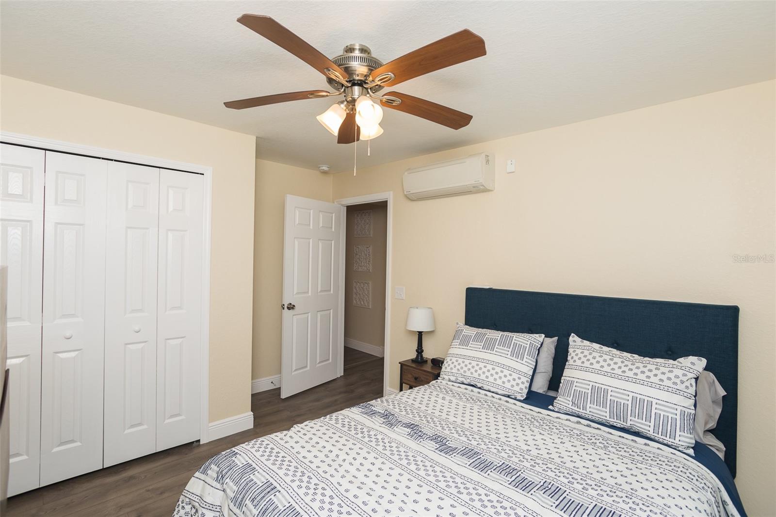 WINFREE SUB - Commercial Sale