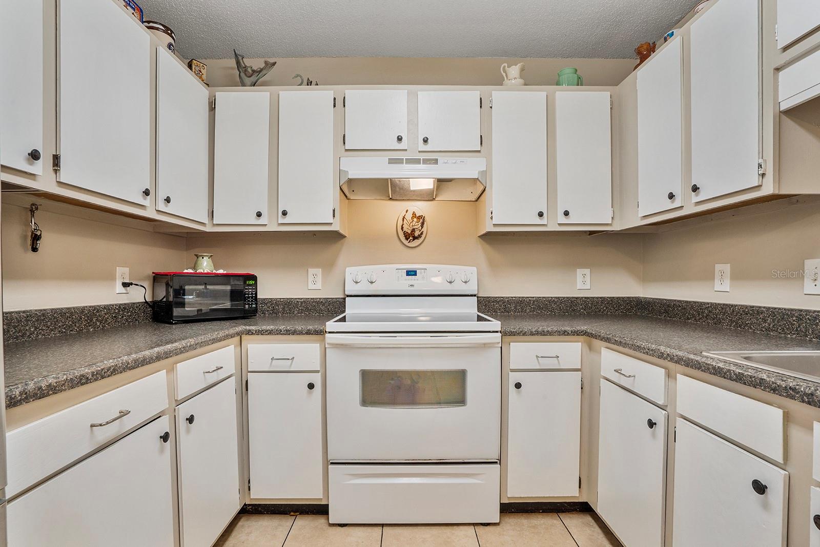 SETTLERS LANDING/ PILGRIMS TRACE - Residential