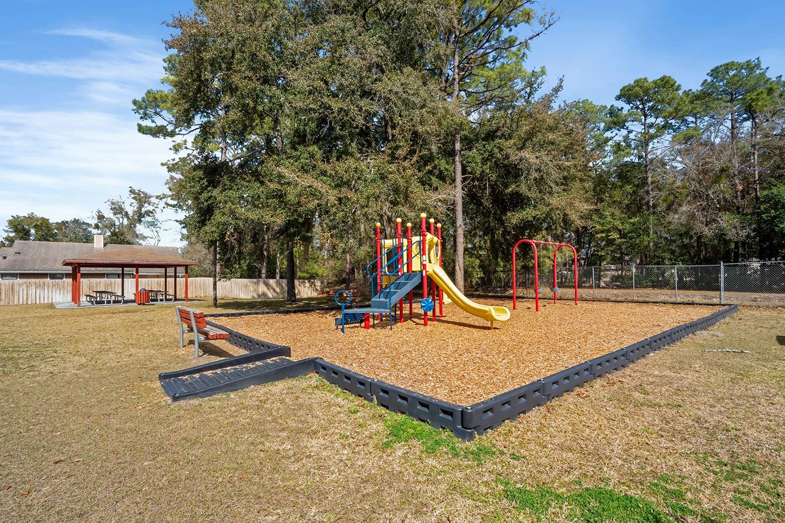 SETTLERS LANDING/ PILGRIMS TRACE - Residential