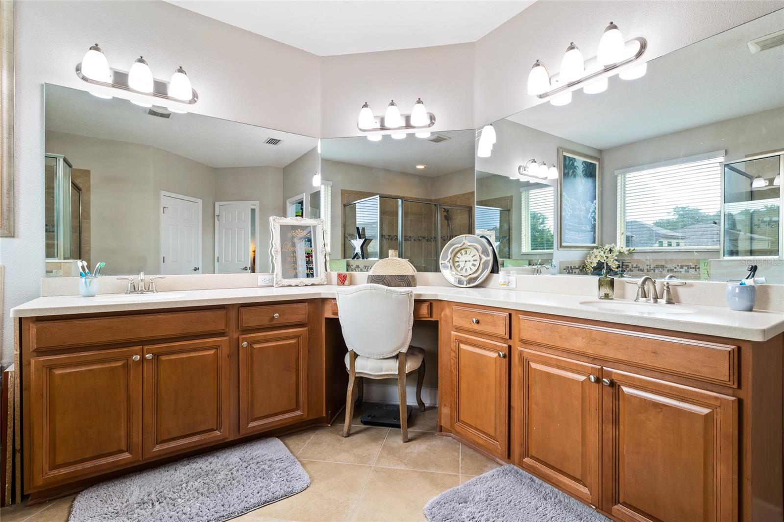 RAVEN CREST - Residential