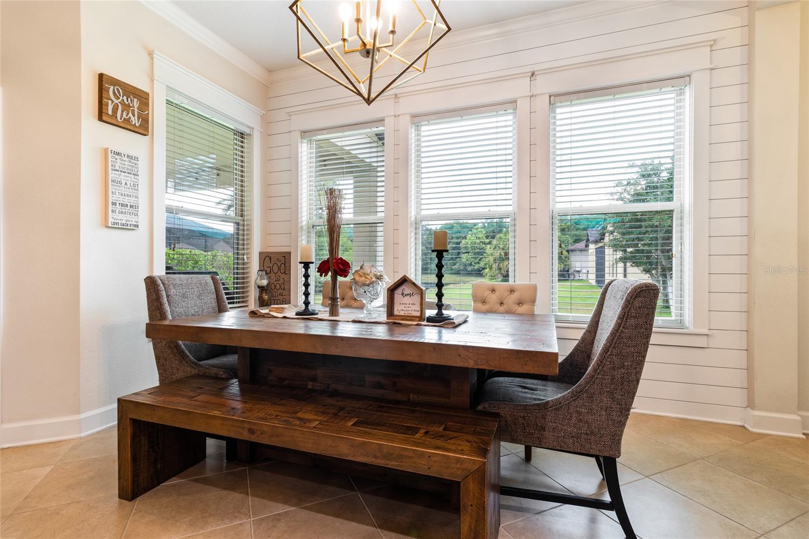 RAVEN CREST - Residential