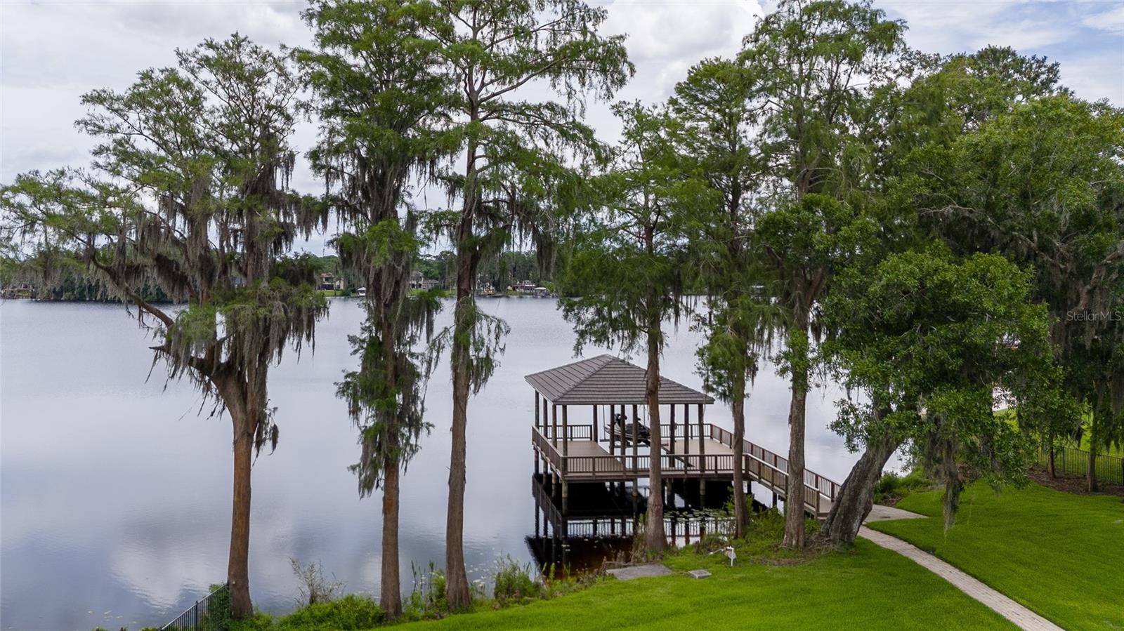 NORTHBRIDGE AT LAKE PRETTY - Residential