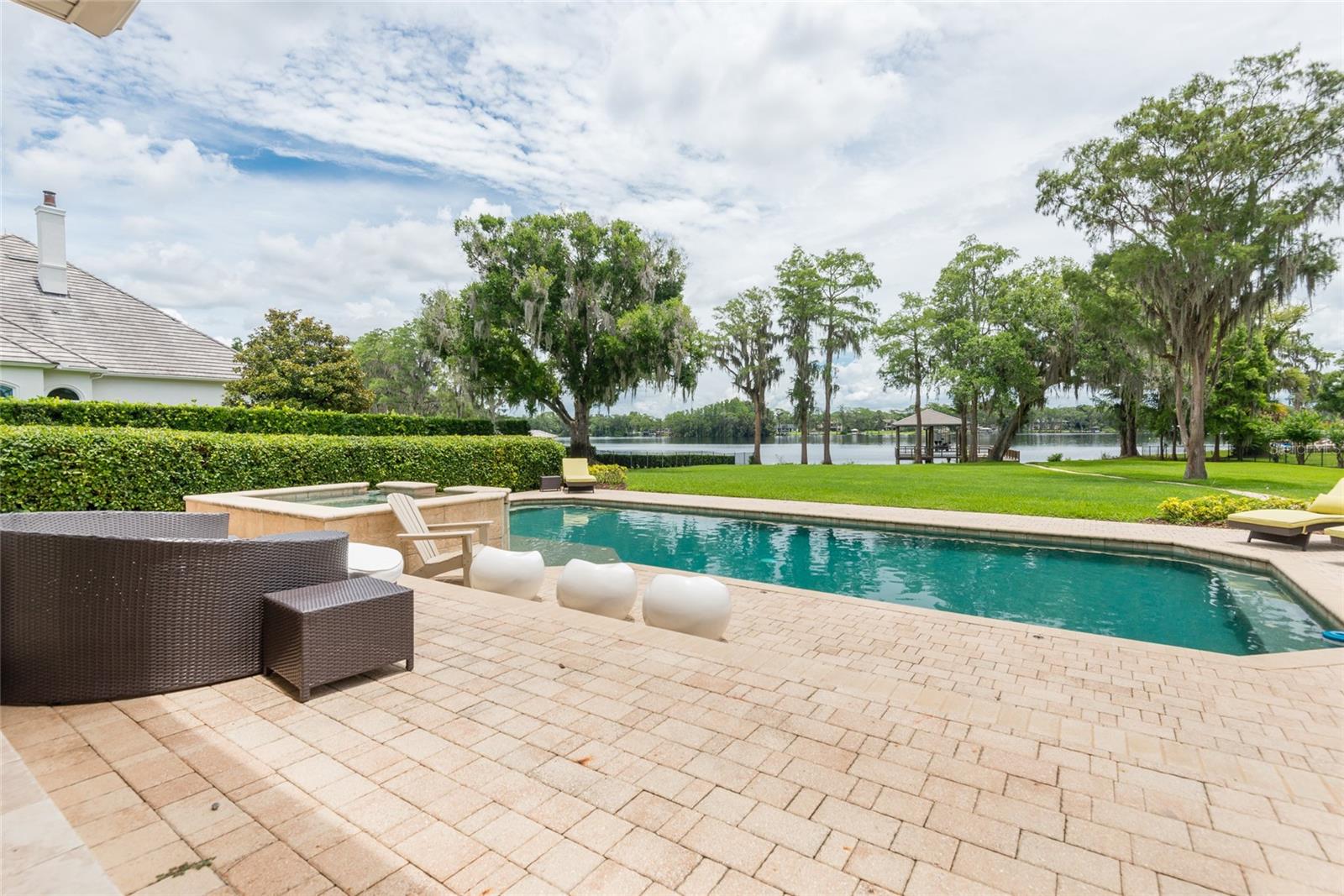 NORTHBRIDGE AT LAKE PRETTY - Residential