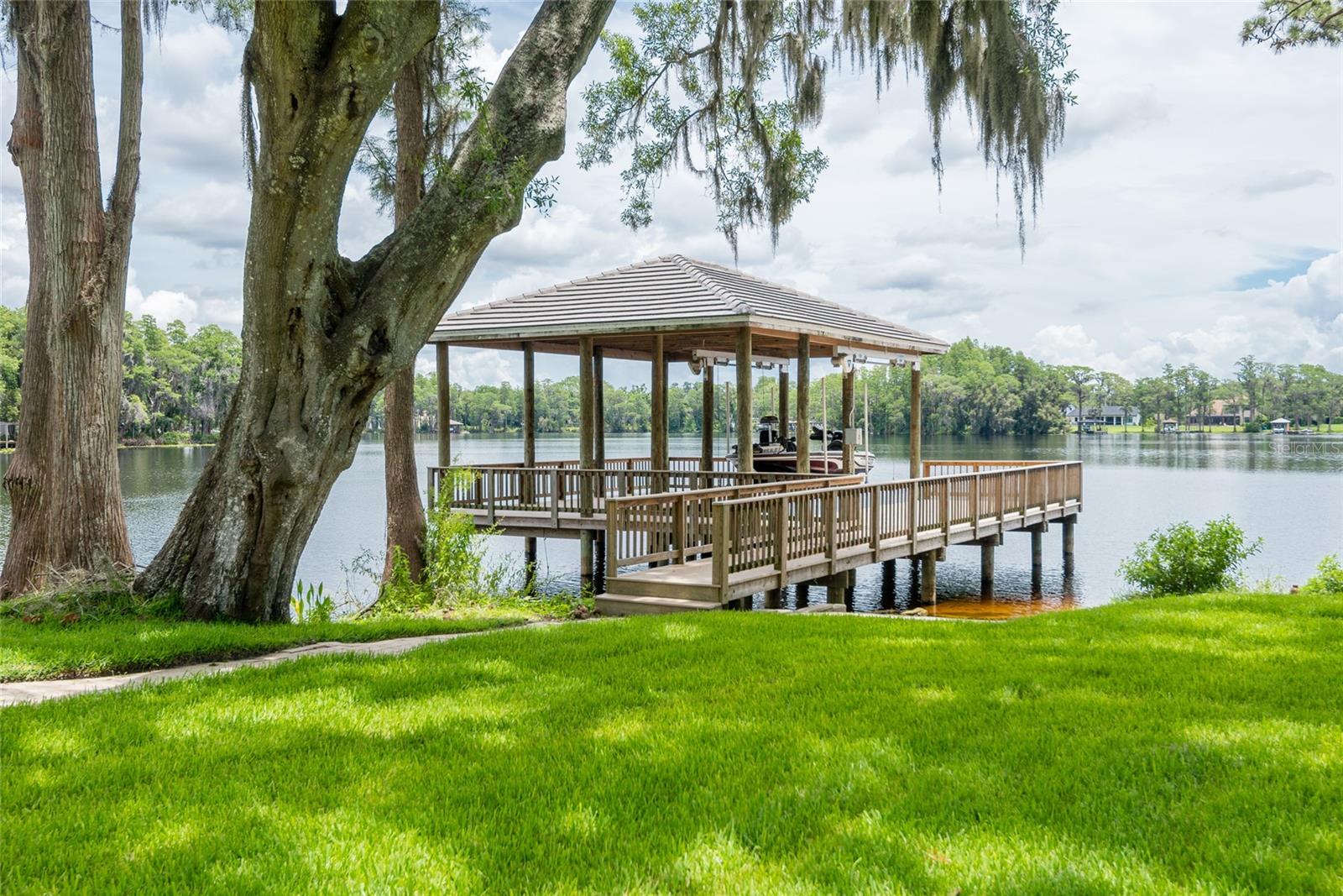 NORTHBRIDGE AT LAKE PRETTY - Residential