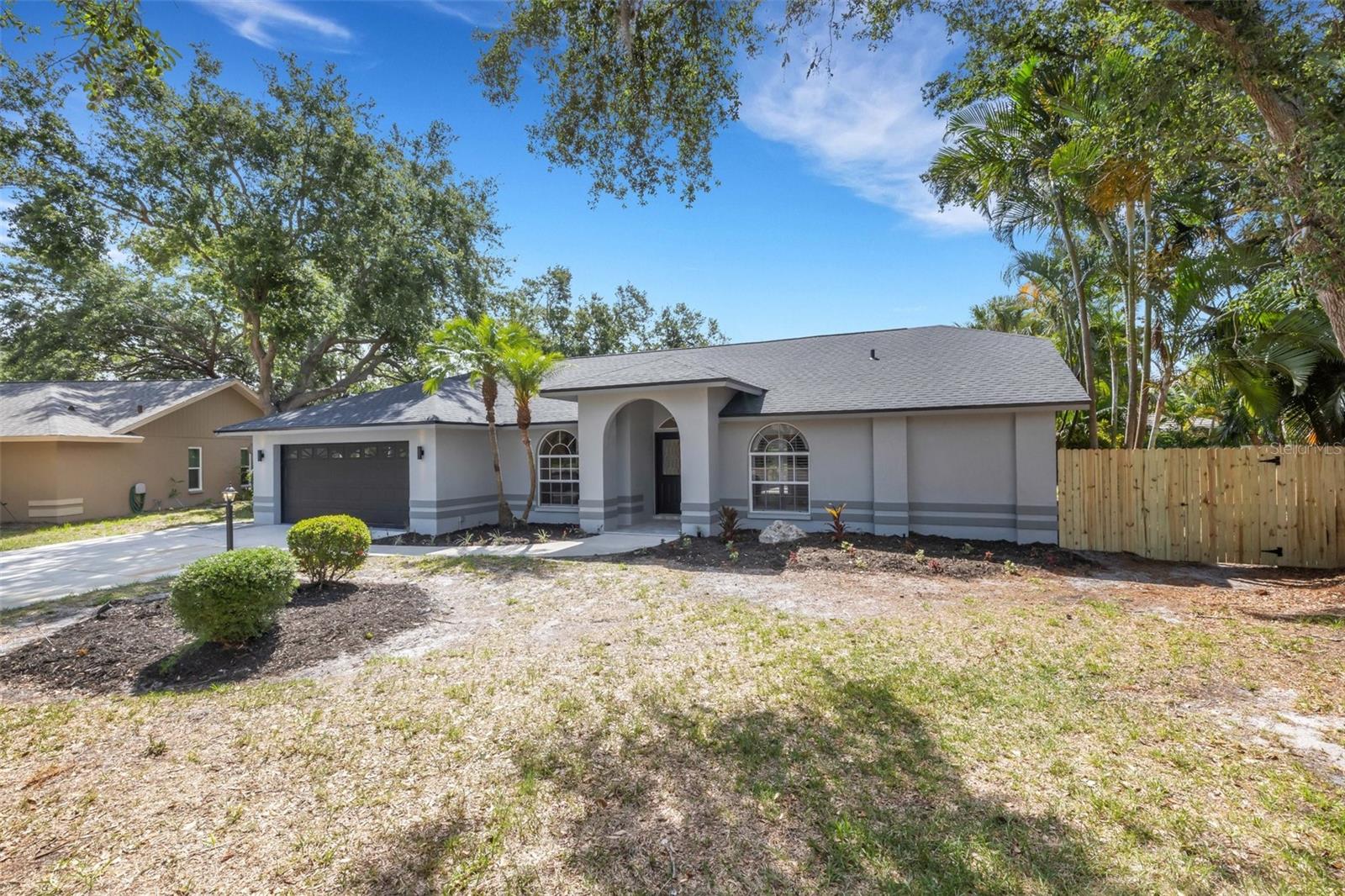 4473 DIAMOND CIRCLE S