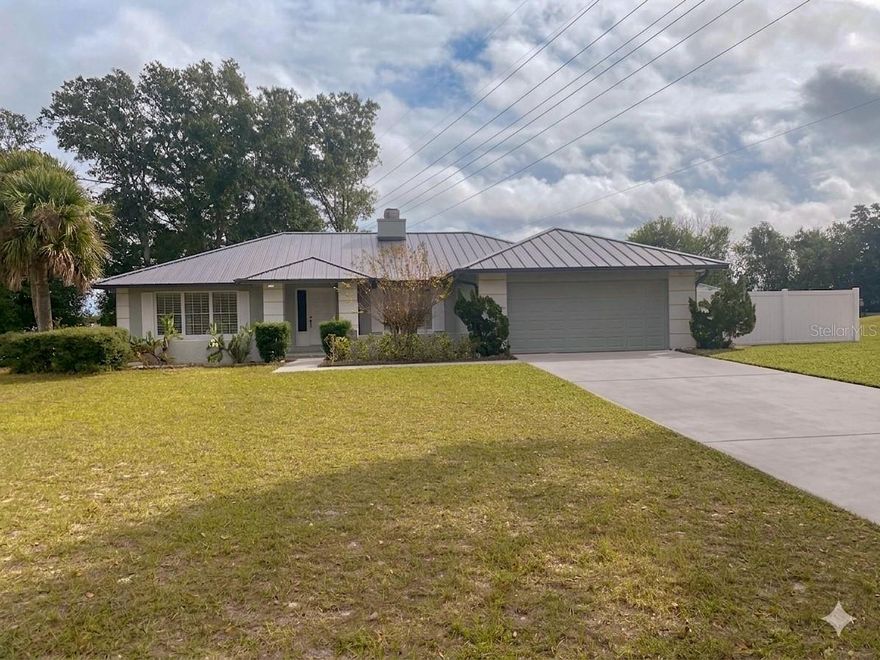 Exceptional Opportunity to own a home off the celebrated Markham Woods Road, the area once recognized as the "Beverly Hills “of Central Florida.  *** This premier location provides great versatility to owners who may wish to build an in-law quarters, multiple garages, a boat house, a recreational vehicle storage or just make future additions to the home.  *** Home features:  A one-acre lot, No HOA, recently installed metal roof, remodeled kitchen and bath, a split bedroom plan, a phenomenal oversized rear screened porch and plenty of room for a swimming pool.  *** In addition, the location is minutes to Interstate 4, near shopping and hospital, a short drive to major attractions and beaches... all with the added benefits of Florida's top rated Seminole County Schools.  ********** PRICED TO SELL, EASY TO SEE********** ROOM SIZE APPROXIMATE