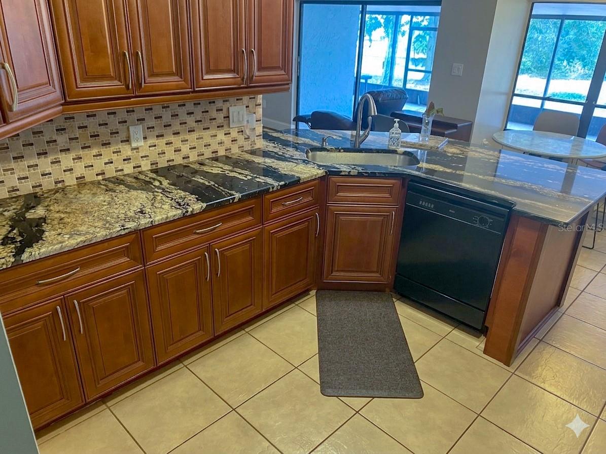 MANDARIN SEC 5 - Residential