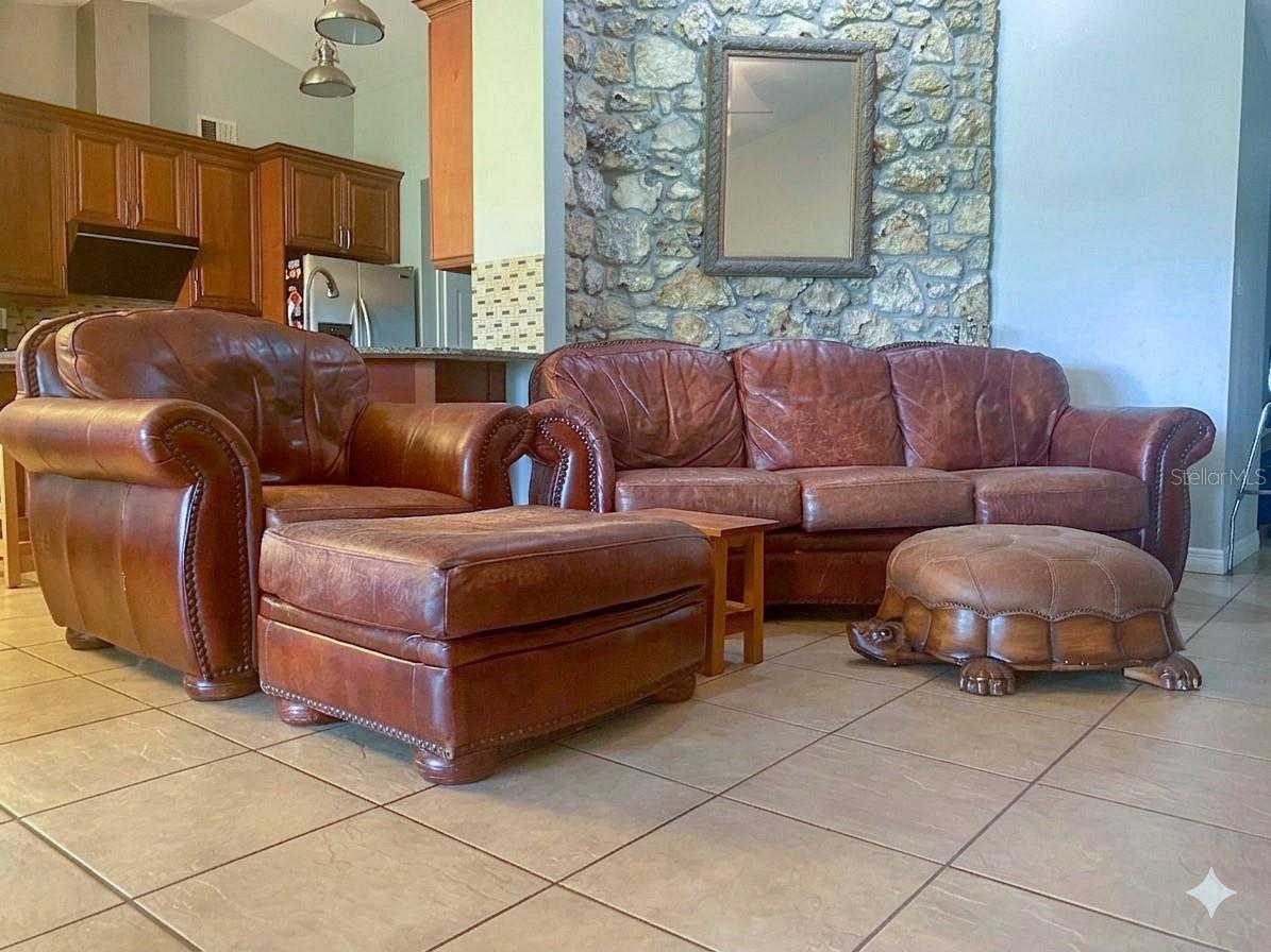 MANDARIN SEC 5 - Residential