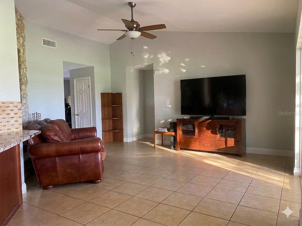 MANDARIN SEC 5 - Residential