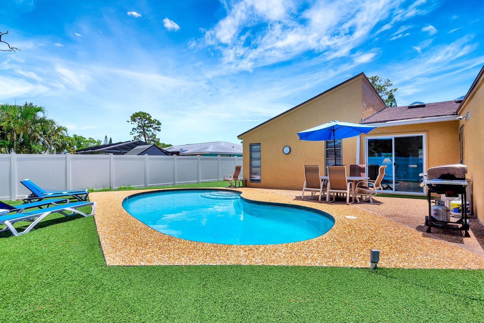 RIVERWOOD PINES - Residential
