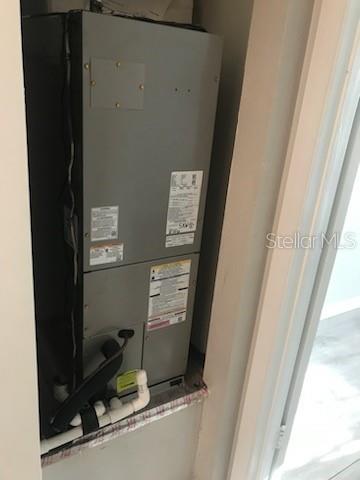 THE HAMPTONS AT BRANDON A CONDO - Residential