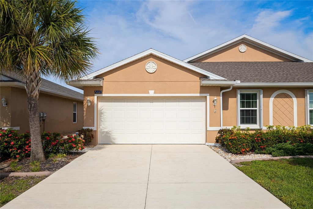 Photo of 7097 W Lenox Circle, Punta Gorda, FL 33950 (MLS # C7528327)