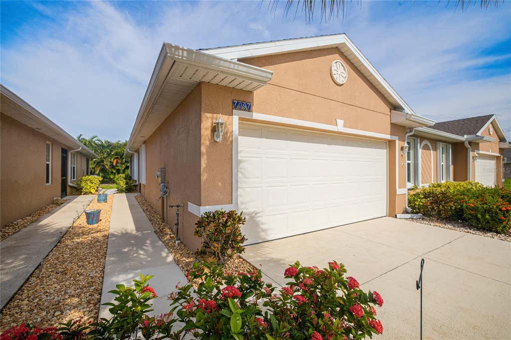 Photo of 7097 W Lenox Circle, Punta Gorda, FL 33950 (MLS # C7528327)