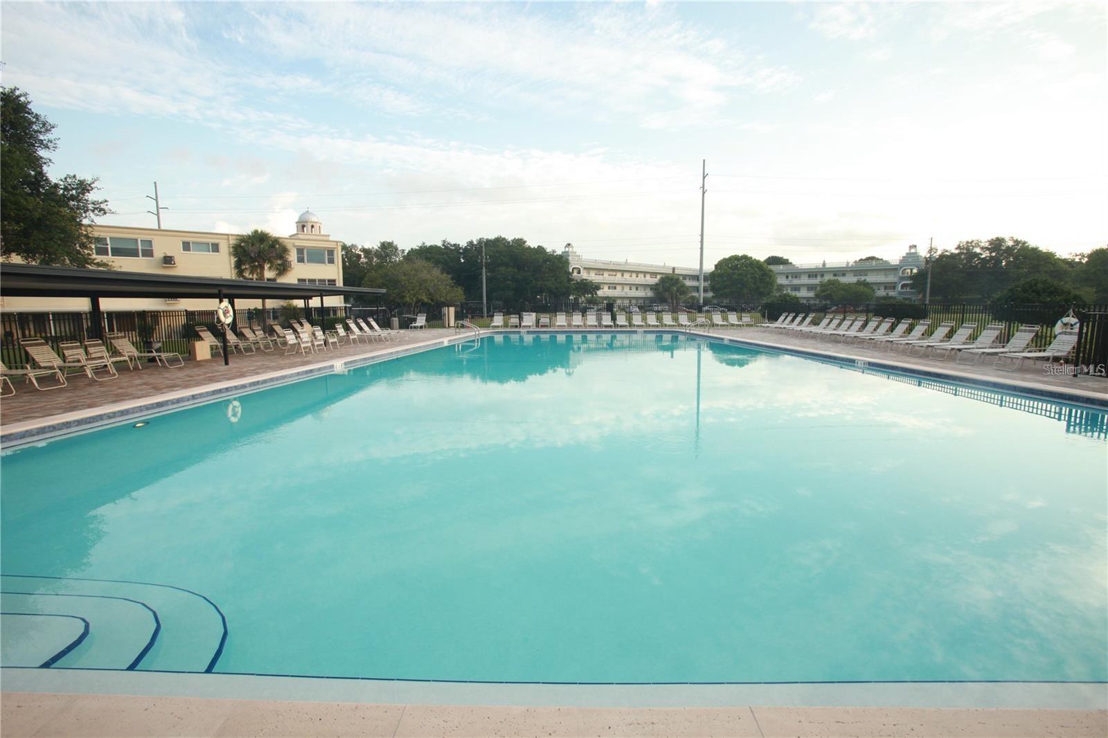 ON TOP OF THE WORLD - Residential