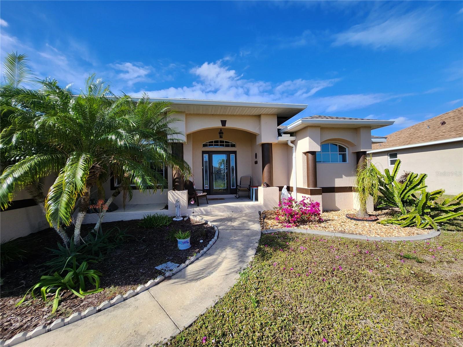 193 W PINE VALLEY LANE