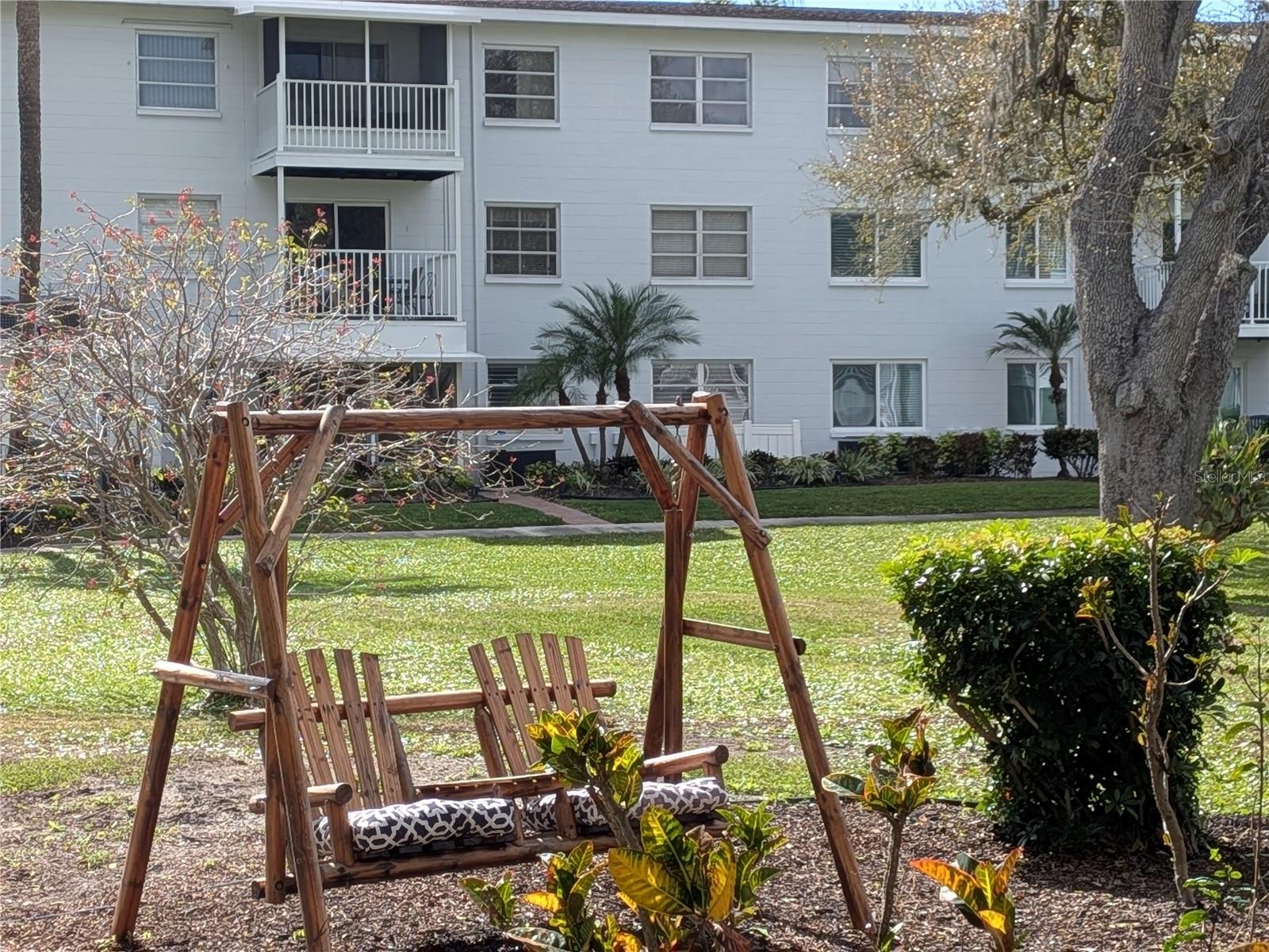 THE FOURTH BAYSHORE - Residential