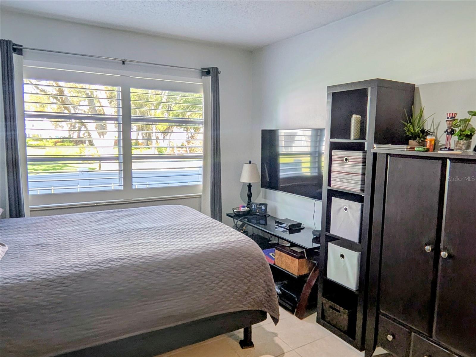 THE FOURTH BAYSHORE - Residential