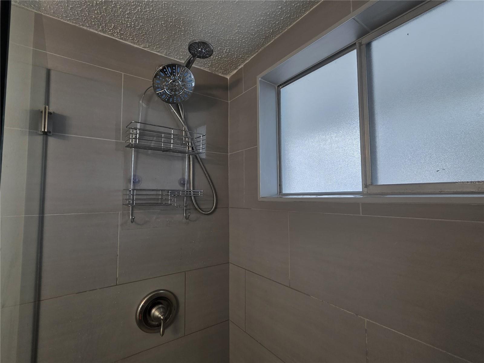 THE FOURTH BAYSHORE - Residential