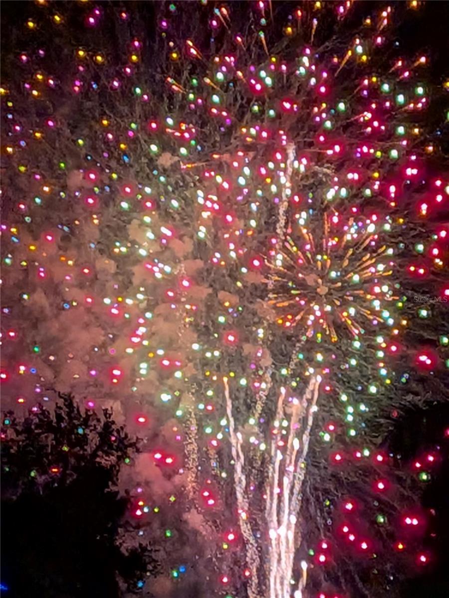 THE FOURTH BAYSHORE - Residential