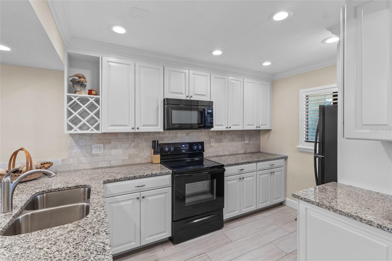 SIESTA DUNES BEACH - Residential