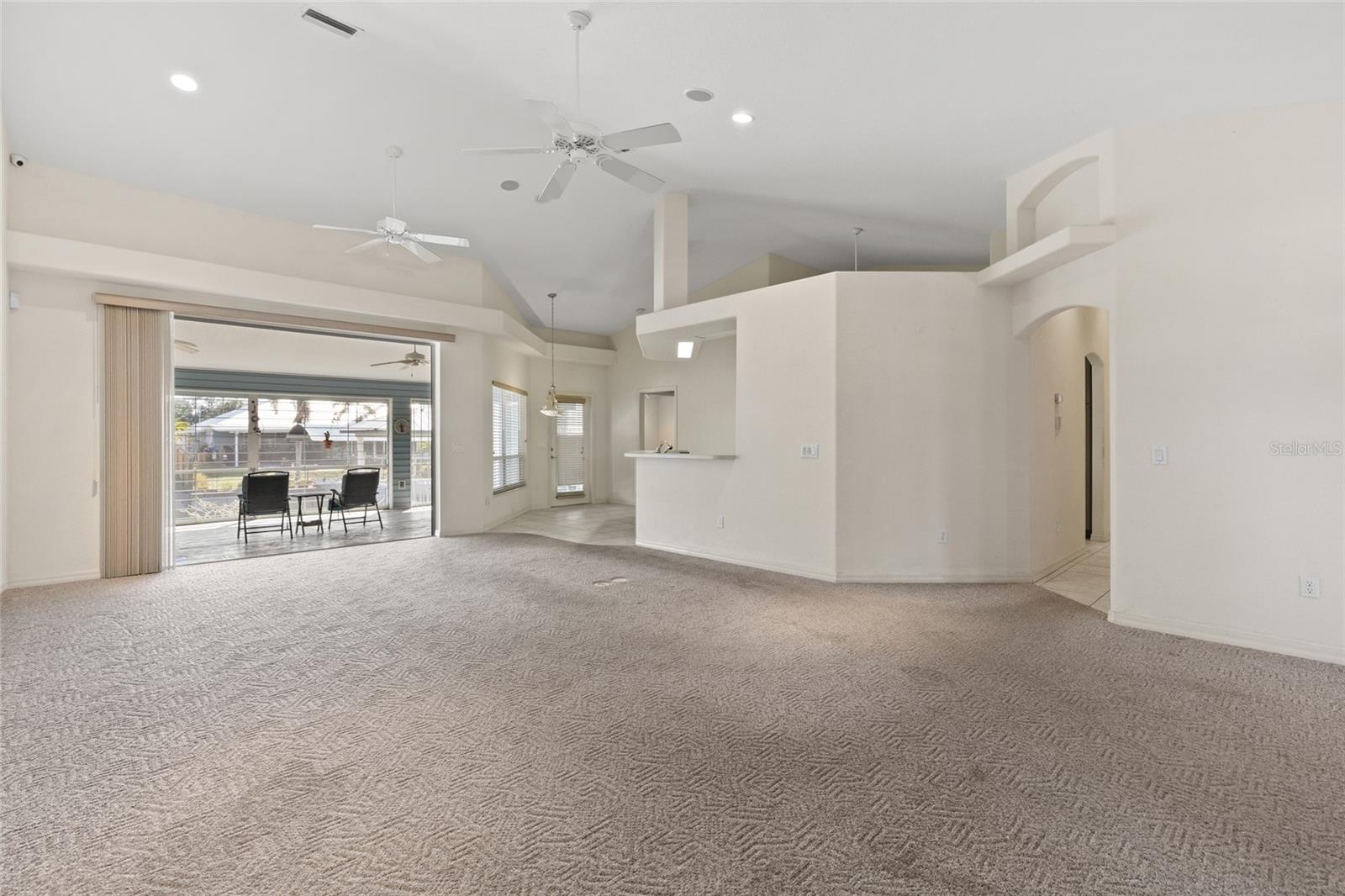 PALM SHORES - Residential