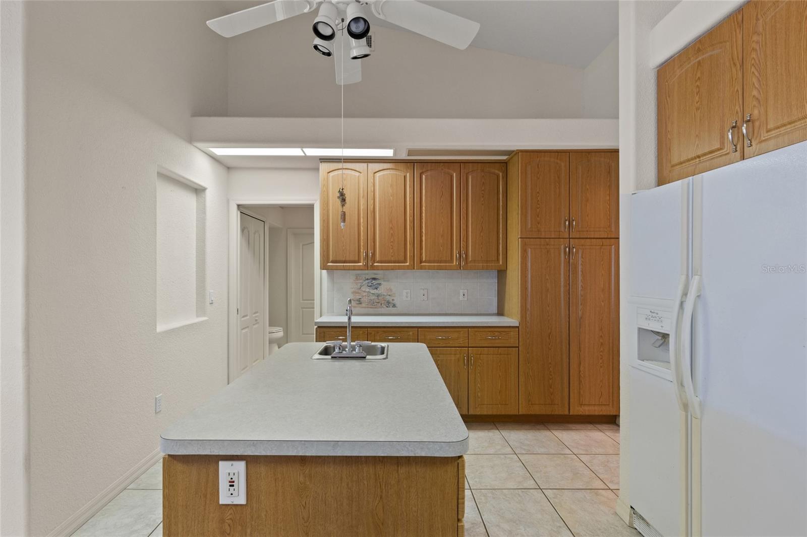 PALM SHORES - Residential