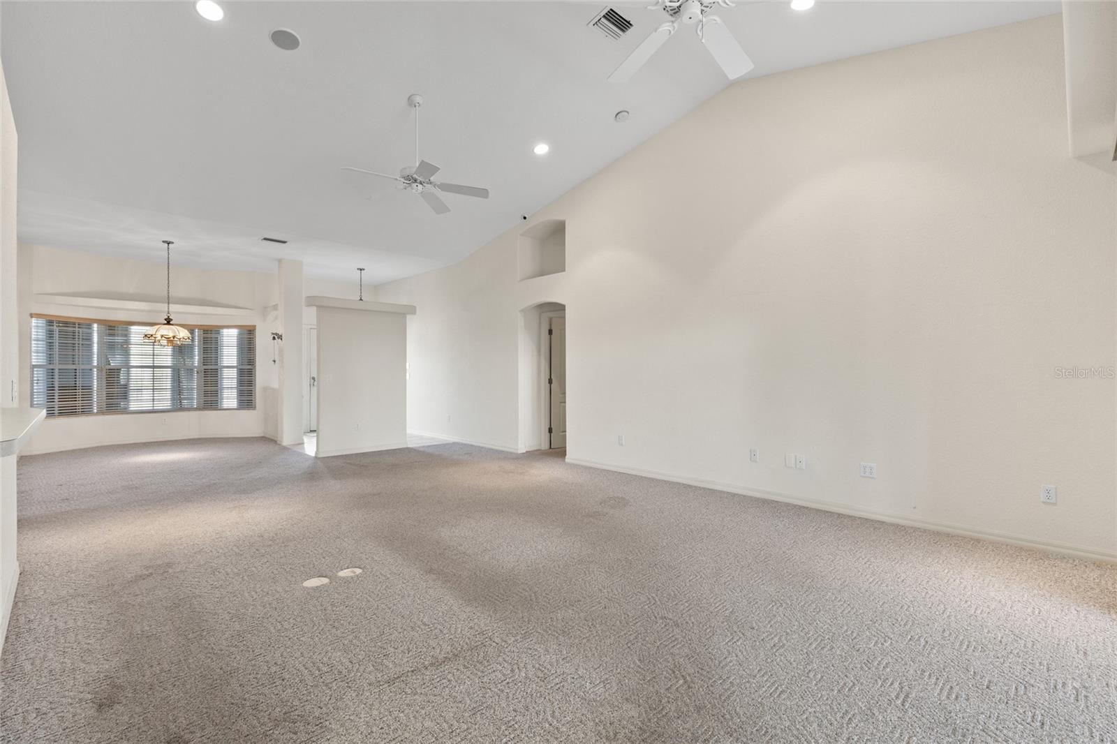 PALM SHORES - Residential