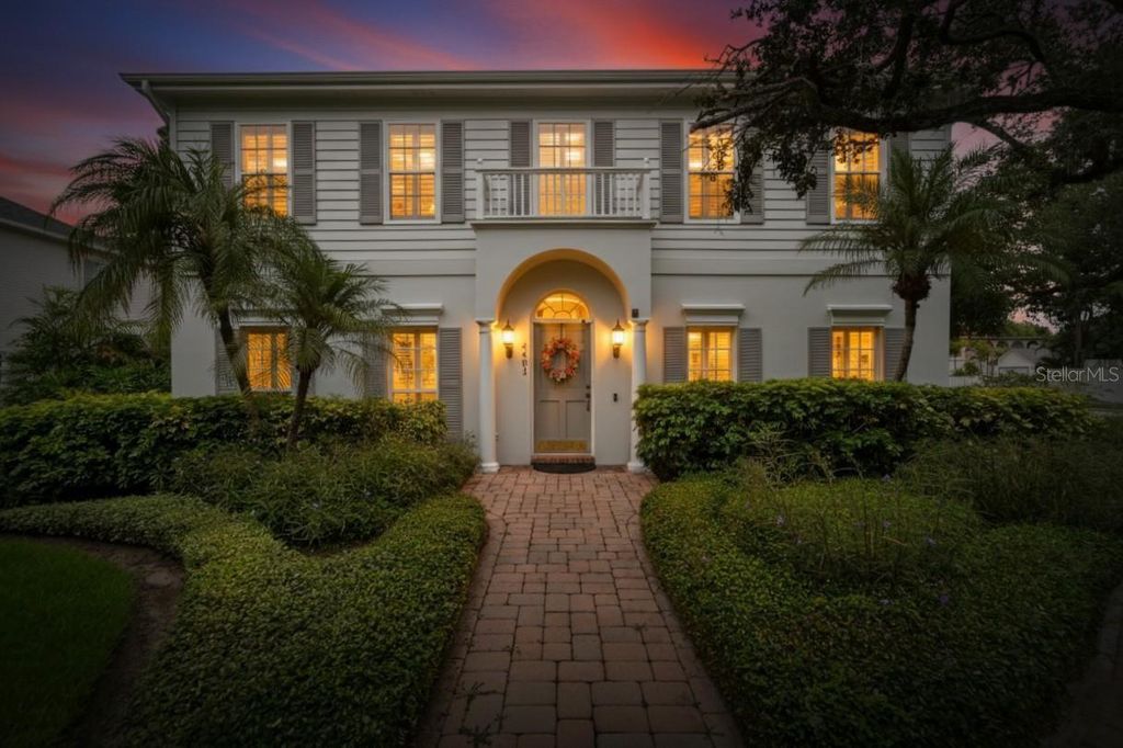 Photo of 4401 W Cleveland Street, Tampa, FL 33609 (MLS # TB8431669)