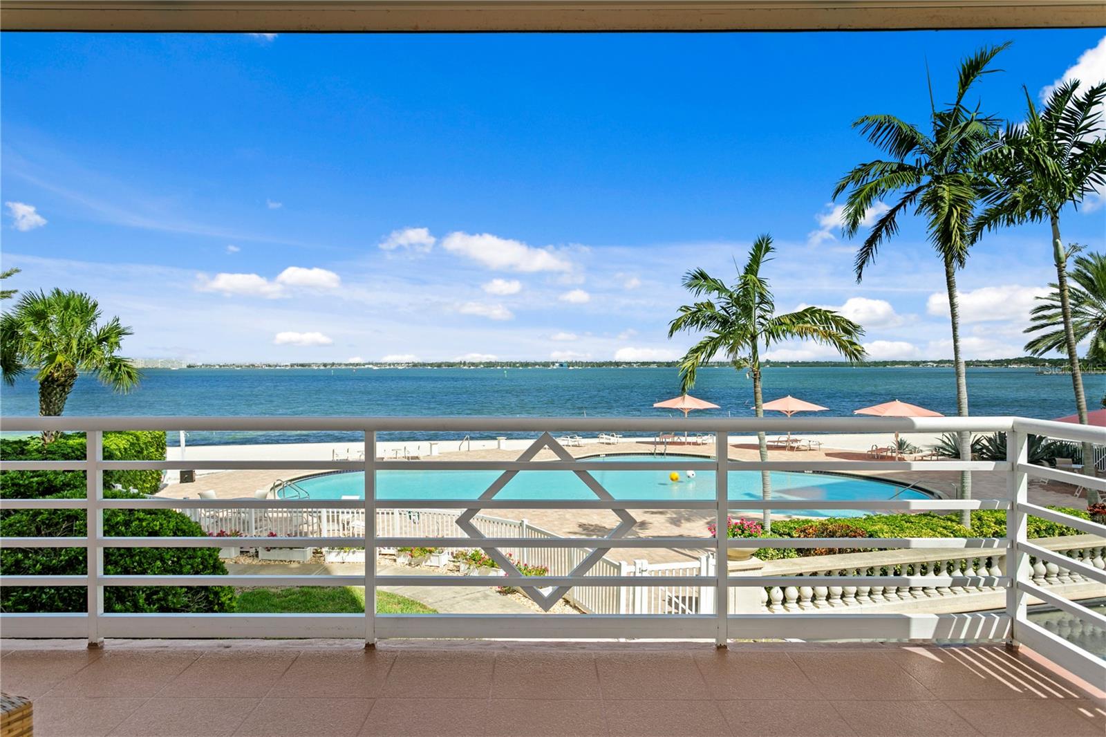 BACOPA BAY CONDO - Residential