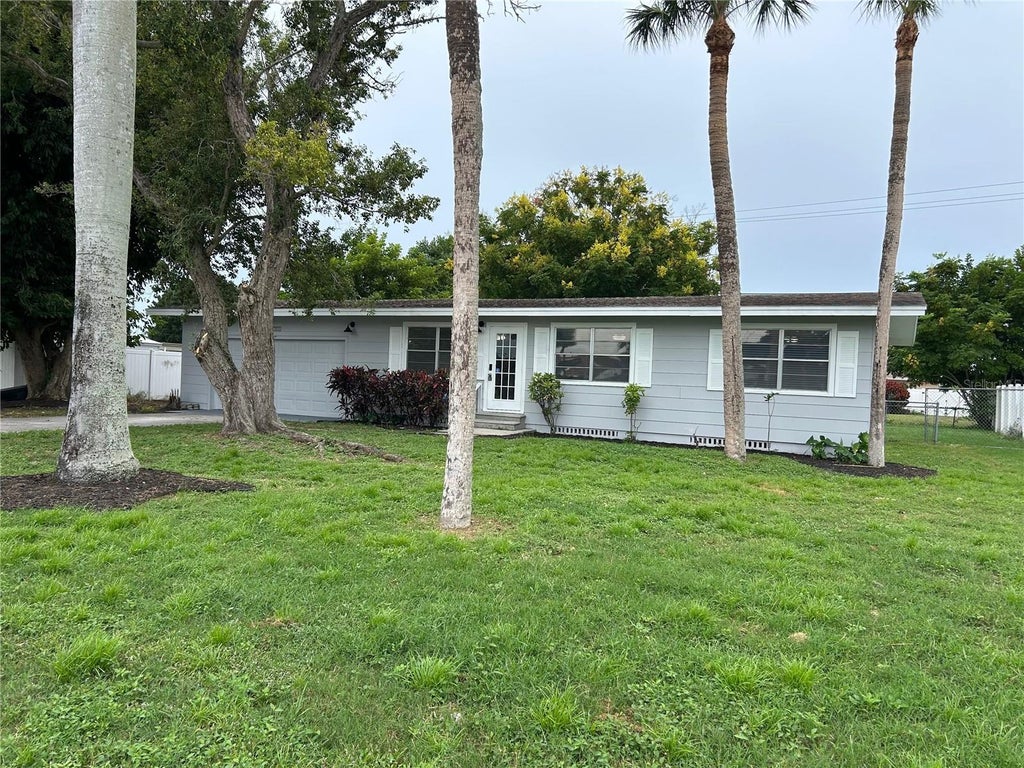 Photo of 4708 Park Acres Drive, Bradenton, FL 34207 (MLS # A4708392)