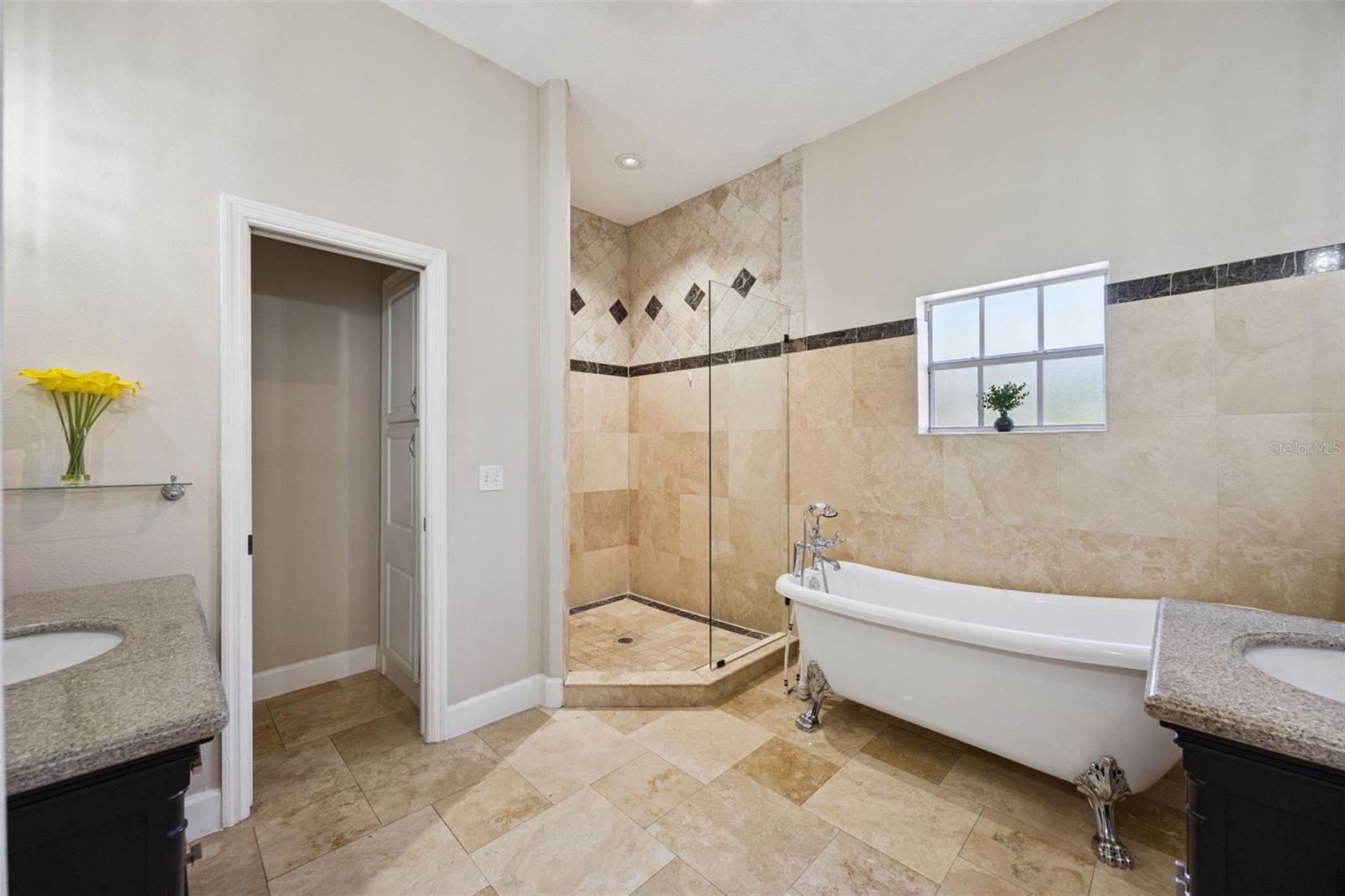 TOREY PINES UN #3 - Residential