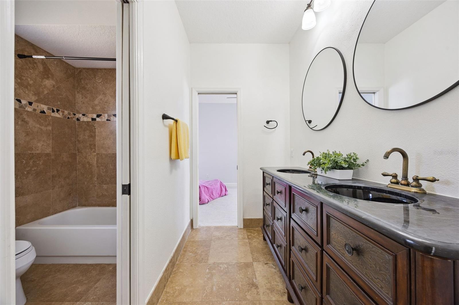 TOREY PINES UN #3 - Residential