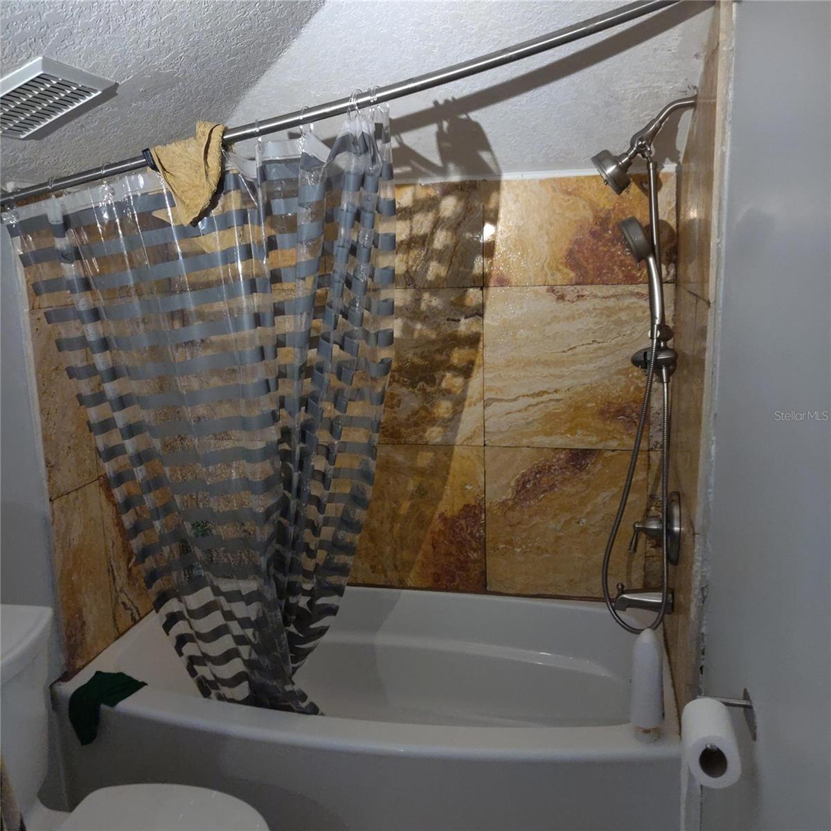 OAKS PH 1 B2 - Residential