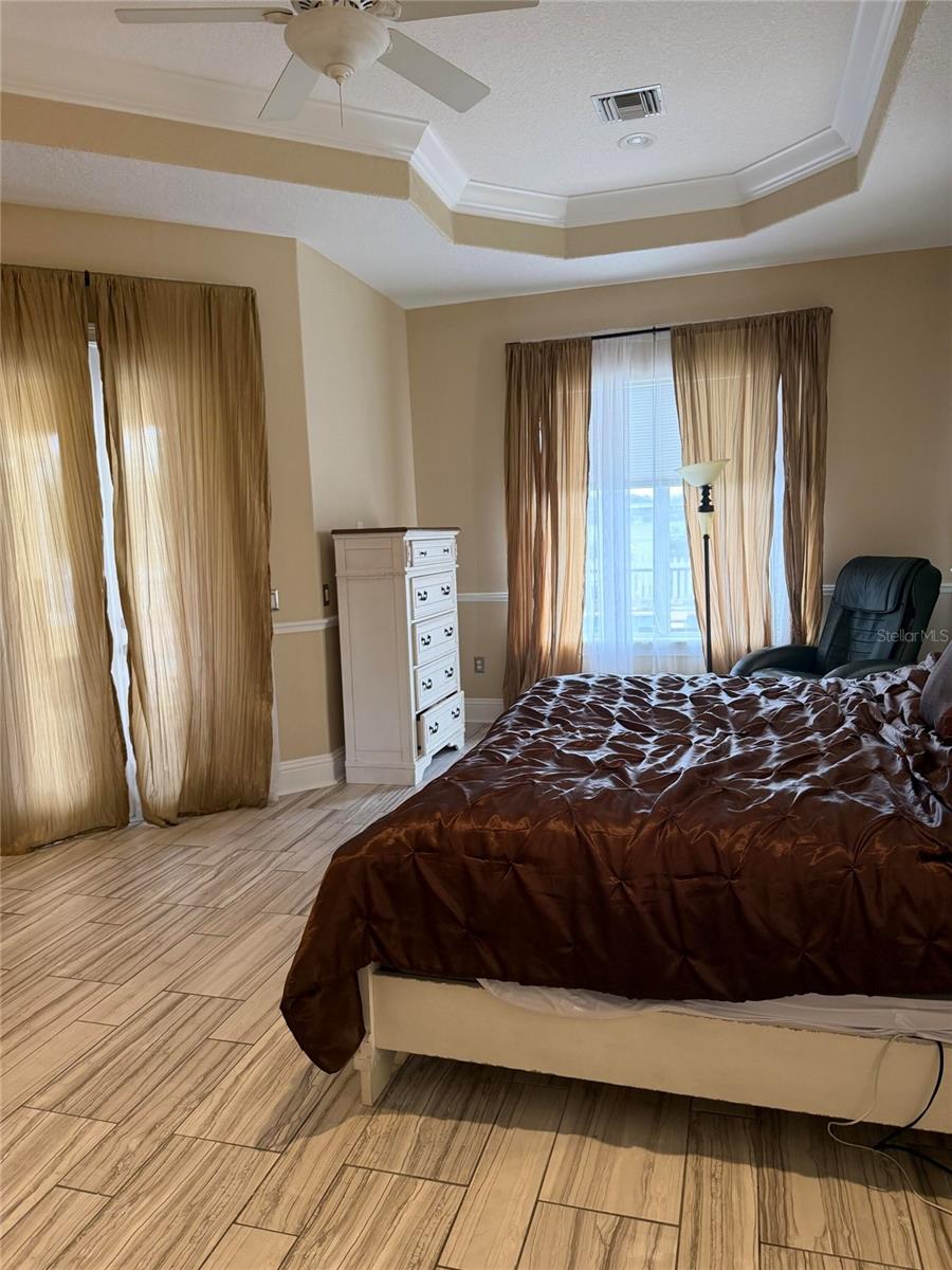 OAKS PH 1 B2 - Residential