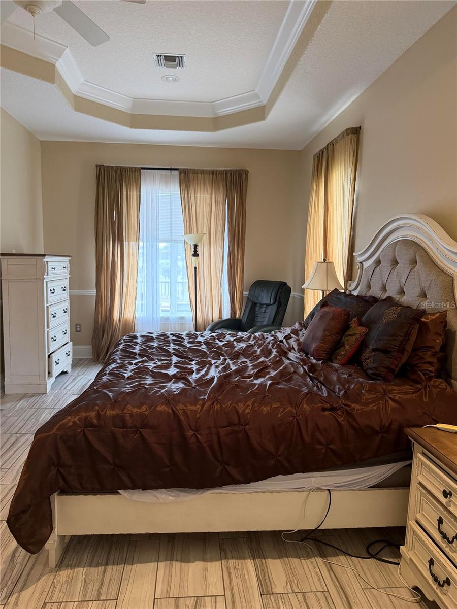 OAKS PH 1 B2 - Residential