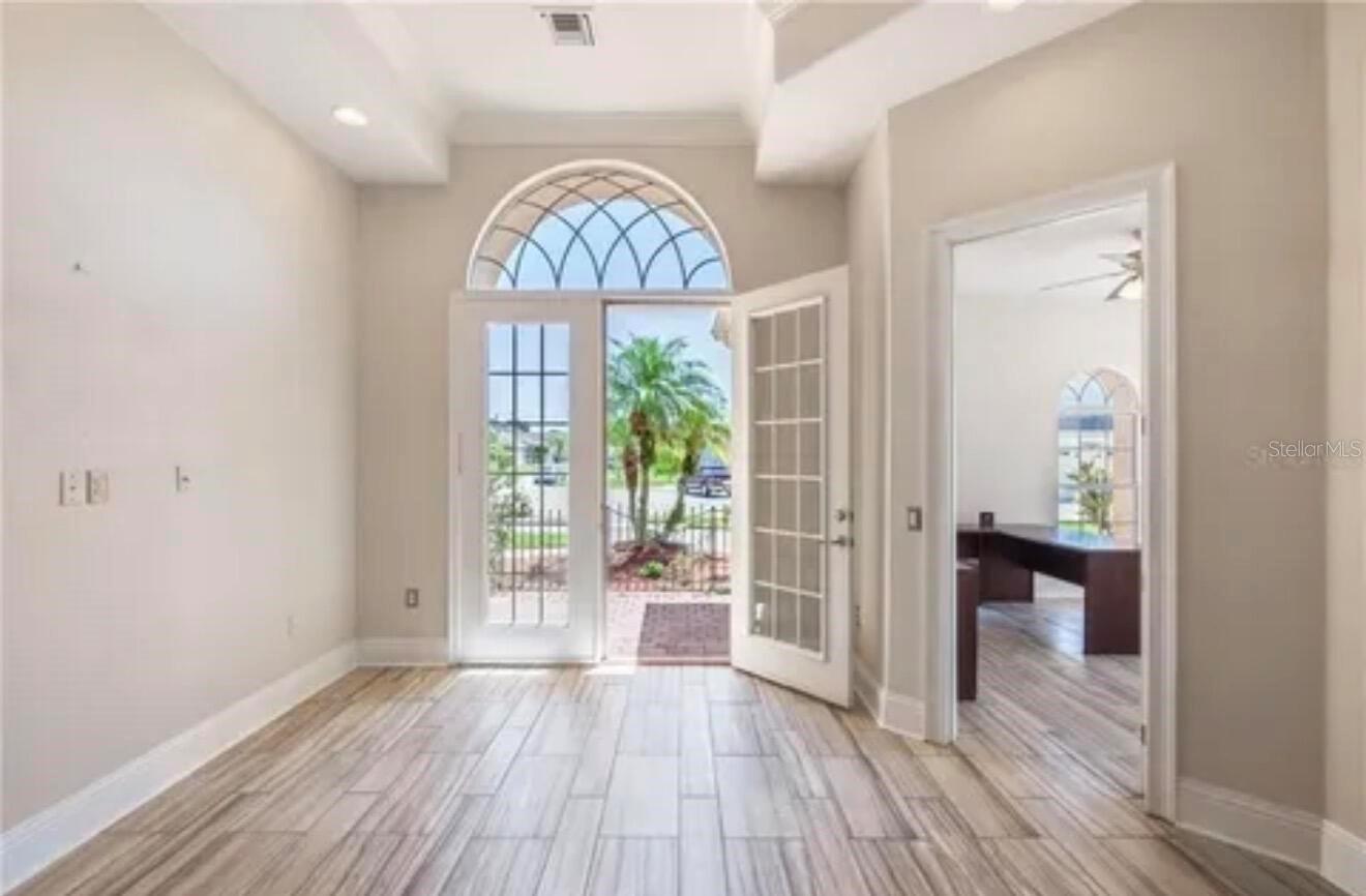 2120 BUNKER VIEW COURT