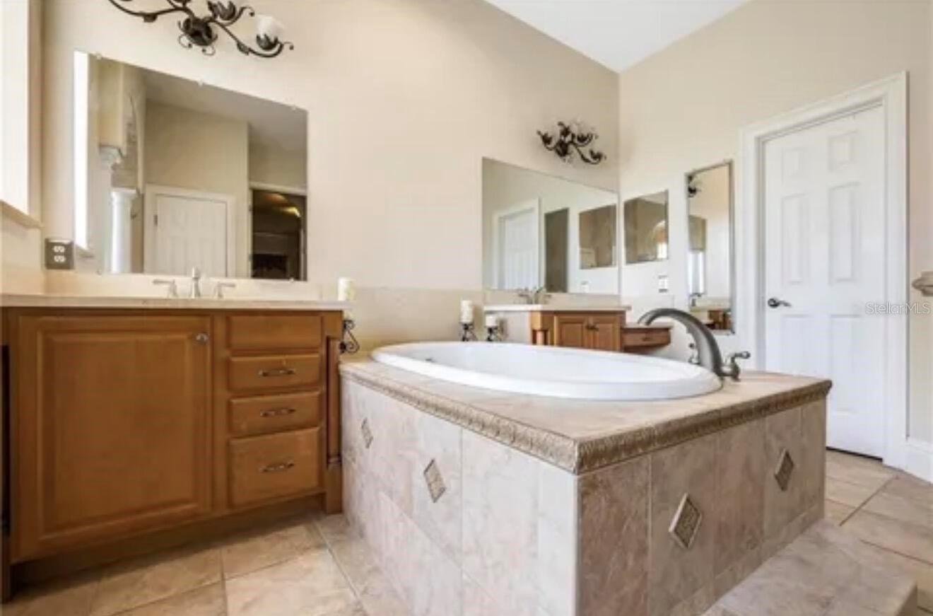 OAKS PH 1 B2 - Residential